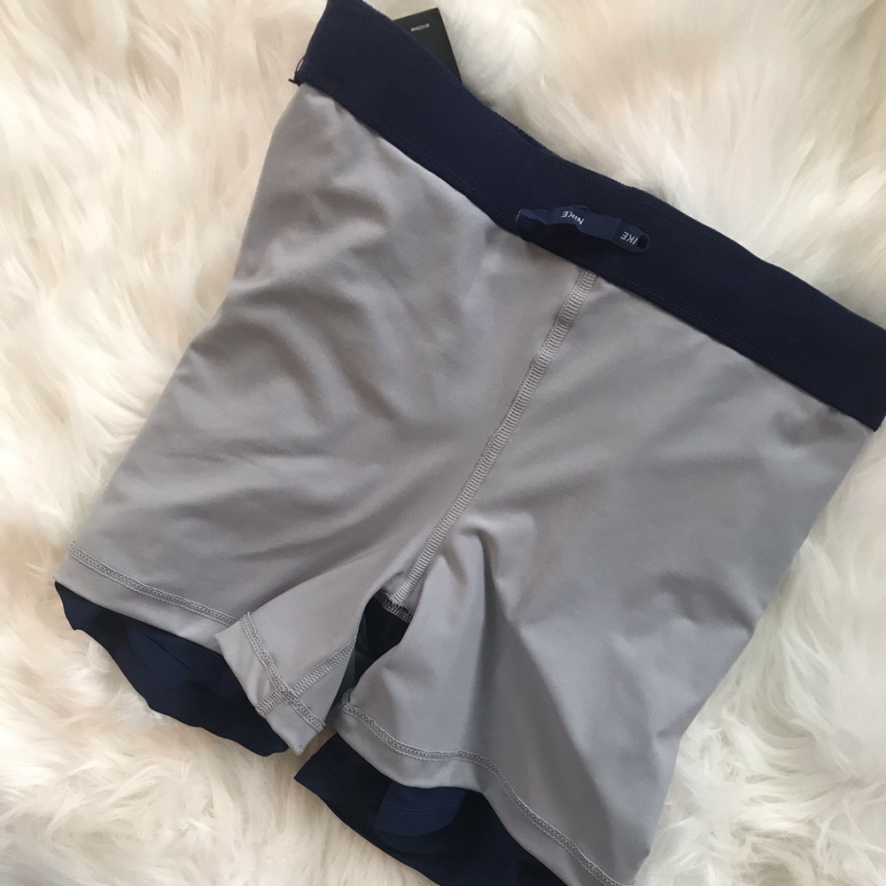🌸 Nike running shorts 🌸 - Picture 4 of 6